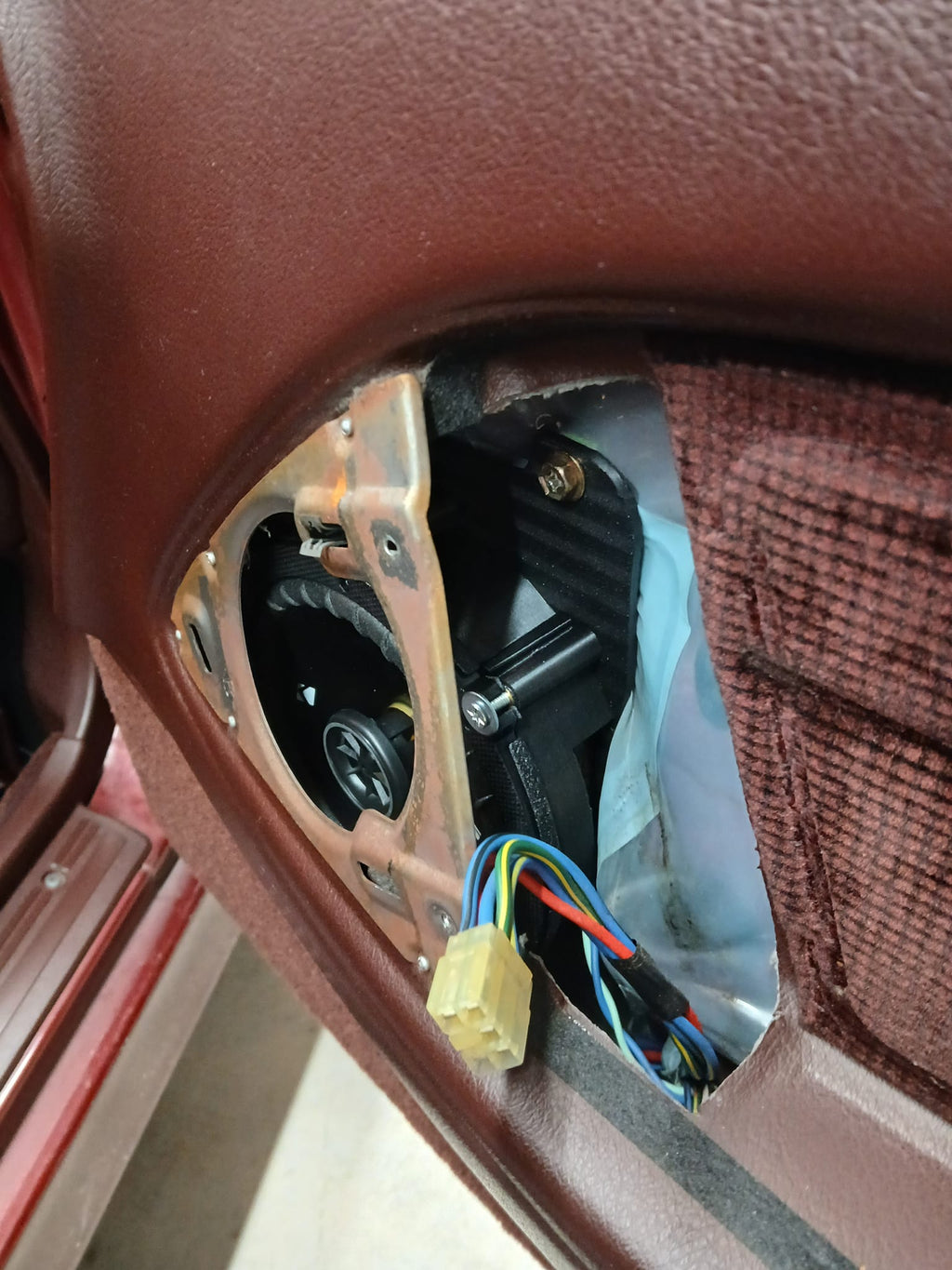 MK3 Supra - 6.5 inch Speaker Pods (Front)
